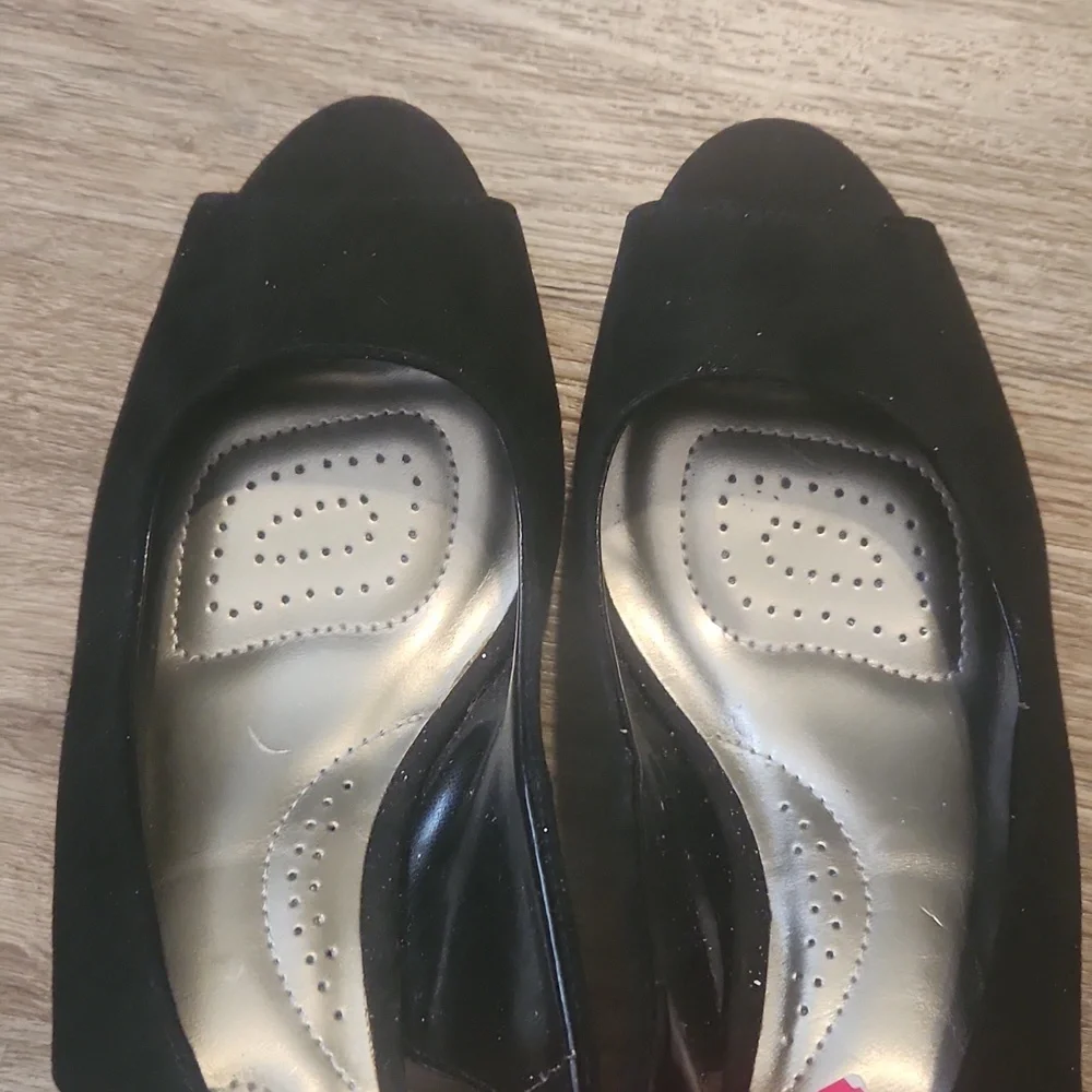 Womens NWT Deflex Comfort Heels - Picture 4 of 6
